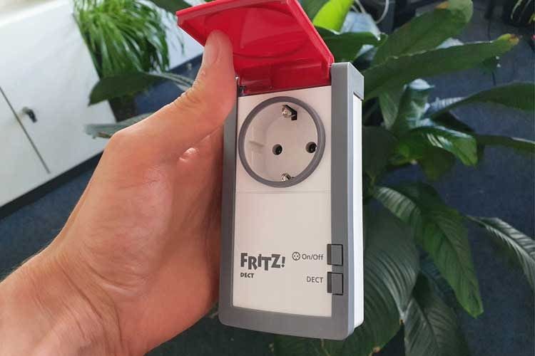 FRITZ!DECT 210 war in unserem Test leicht zu installieren und zu bedienen FRITZ!DECT 210 war in unserem Test leicht zu installieren und zu bedienen