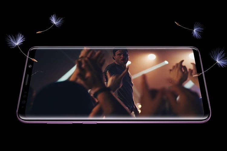 Das Samsung Galaxy S9 Smartphone verfügt über integrierte Stero-Lautsprecher Das Samsung Galaxy S9 Smartphone verfügt über integrierte Stero-Lautsprecher