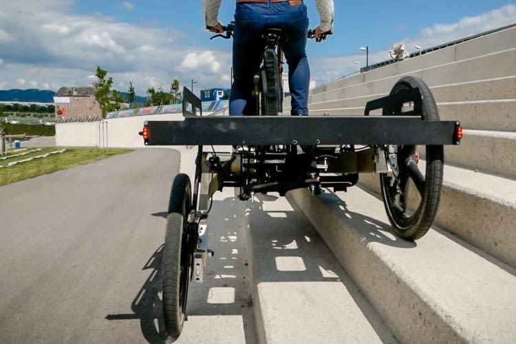 Bei voller E-Unterstützung kann das eBike eine Reichweite von 60 Kilometern erreichen Bei voller E-Unterstützung kann das eBike eine Reichweite von 60 Kilometern erreichen