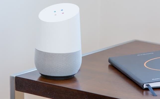 google-home-lautsprecher-weiss google-home-lautsprecher-weiss