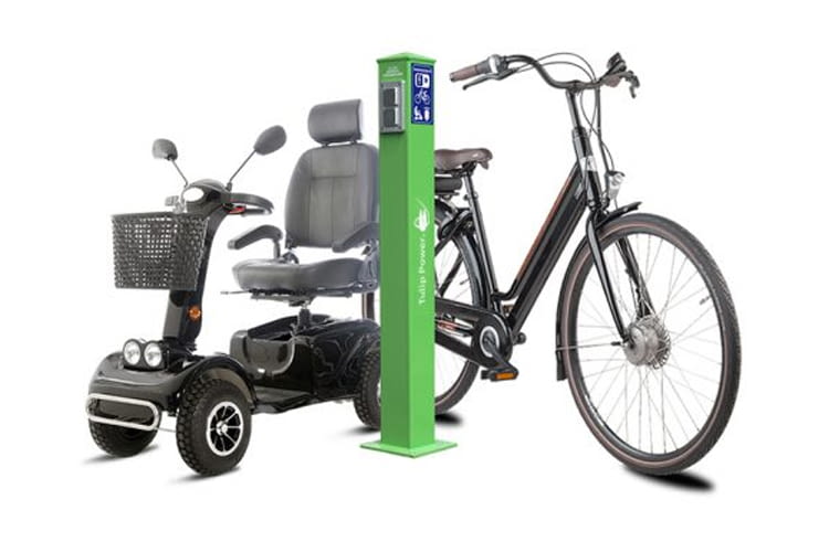 Die E-Bike Ladesäulen können überall eigenständig Strom liefern Die E-Bike Ladesäulen können überall eigenständig Strom liefern