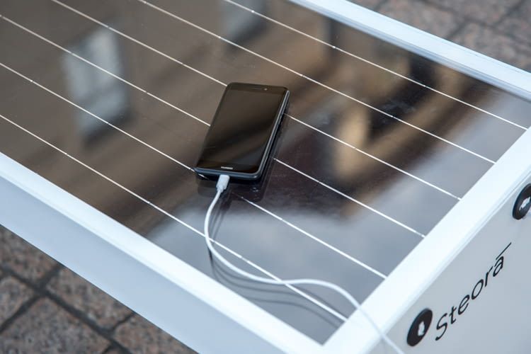 Die Steora Smart Bench verfügt über Wi-Fi Geschwindigkeiten von bis zu 433 Mbits/s Die Steora Smart Bench verfügt über Wi-Fi Geschwindigkeiten von bis zu 433 Mbits/s