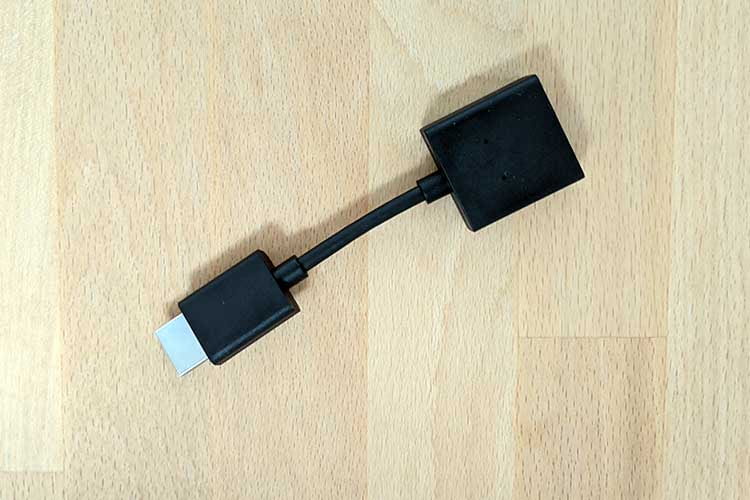 Die HDMI-Verlängerung hilft weiter, falls der Anschlussschacht am TV zu kurz ist Die HDMI-Verlängerung hilft weiter, falls der Anschlussschacht am TV zu kurz ist