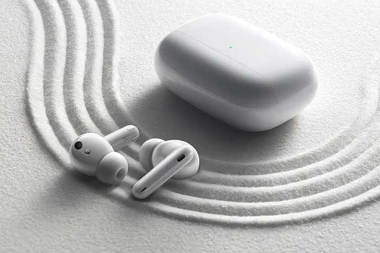 Honor Earbuds 3 Pro sehen den AirPods zum Verwechseln ähnlich. Honor Earbuds 3 Pro sehen den AirPods zum Verwechseln ähnlich.