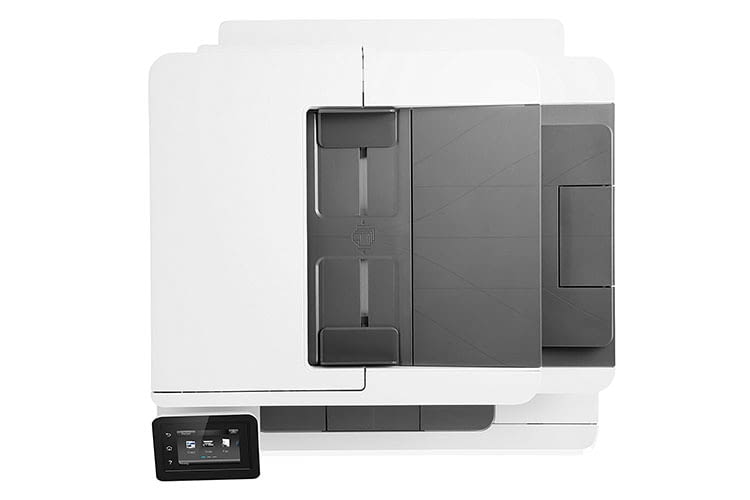 Das Design des HP Color LaserJet Pro-MFP M281fdw wirkt aufgeräumt Das Design des HP Color LaserJet Pro-MFP M281fdw wirkt aufgeräumt