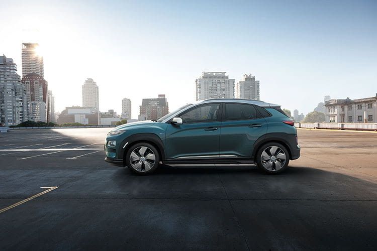 Der Hyundai Kona Elektro ist ein Kompakt-SUV mit 136 oder 204 PS Der Hyundai Kona Elektro ist ein Kompakt-SUV mit 136 oder 204 PS