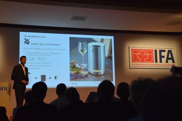 WMF stellte den Sekt- und Weinkühler mit Ambient Light vor WMF stellte den Sekt- und Weinkühler mit Ambient Light vor