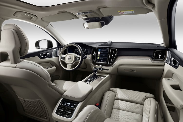 Der Volvo hat eine durchschnittliche Reichweite für einen Hybriden Der Volvo hat eine durchschnittliche Reichweite für einen Hybriden
