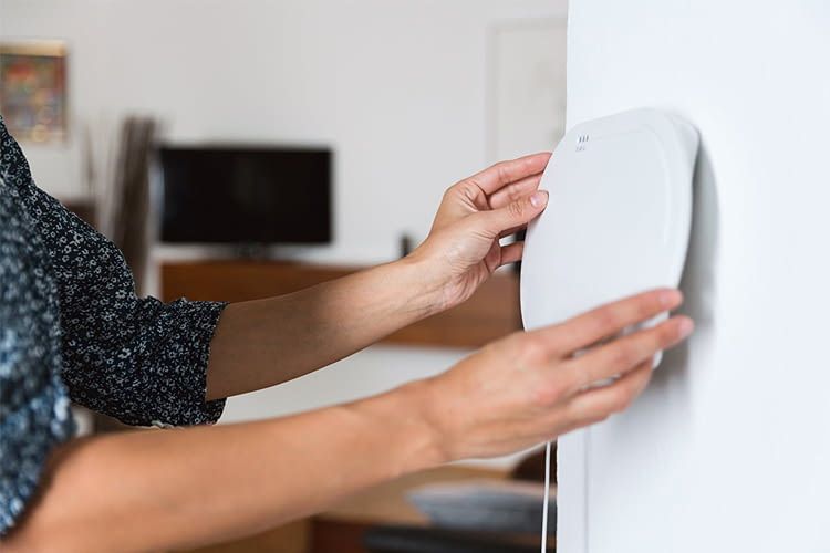 ABUS Smartvest lässt sich auch von Technik-Neulingen gut installieren ABUS Smartvest lässt sich auch von Technik-Neulingen gut installieren