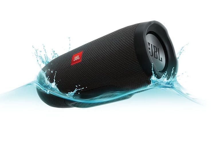 JBL Charge 3 Bluetooth-Lautsprecher: Portabler Begleiter zu Wasser und zu Land JBL Charge 3 Bluetooth-Lautsprecher: Portabler Begleiter zu Wasser und zu Land