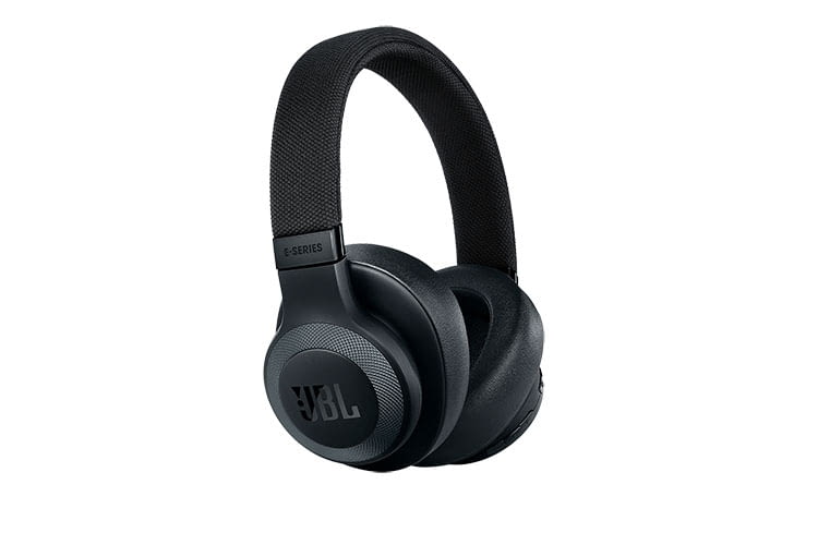 Der JBL E65BTNC Bluetooth-Kopfhörer mit integriertem JBL Signature Sound Der JBL E65BTNC Bluetooth-Kopfhörer mit integriertem JBL Signature Sound