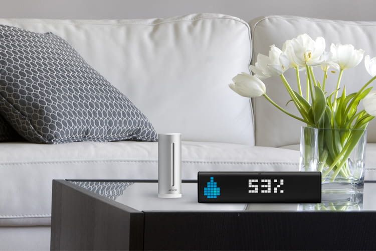 Die LaMetric Uhr ist auch mit Netatmo, Philips Hue u.v.m. kompatibel Die LaMetric Uhr ist auch mit Netatmo, Philips Hue u.v.m. kompatibel