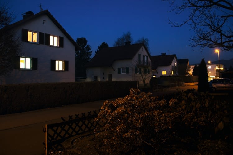 LEDON Guard im Beispiel der Anwesenheitssimulation - nicht für jeden Rhythmus geeignet LEDON Guard im Beispiel der Anwesenheitssimulation - nicht für jeden Rhythmus geeignet