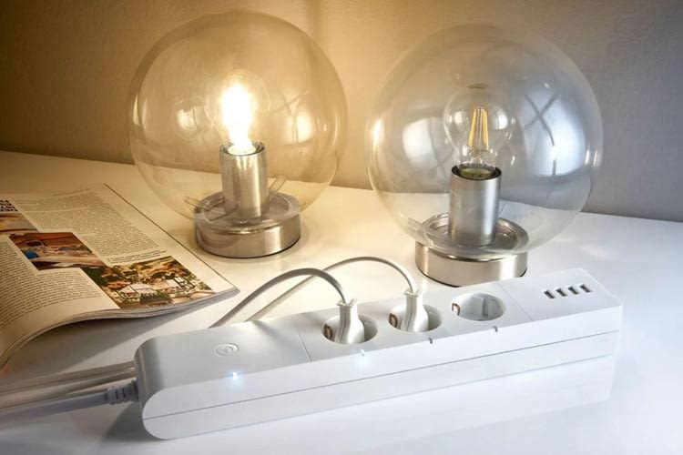 Mit smarten LEDs lassen sich auch klassische Lampen intelligent nachrüsten Mit smarten LEDs lassen sich auch klassische Lampen intelligent nachrüsten