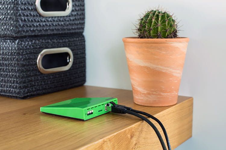 Mit dem Loxone Miniserver Go können Loxone Smart Home Geräte auch per Funk ins Smart Home System eingebunden werden Mit dem Loxone Miniserver Go können Loxone Smart Home Geräte auch per Funk ins Smart Home System eingebunden werden