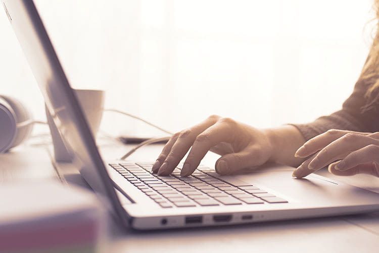 Mit LTE für Zuhause ist auch ohne Breitbandanbindung gutes Internet garantiert Mit LTE für Zuhause ist auch ohne Breitbandanbindung gutes Internet garantiert