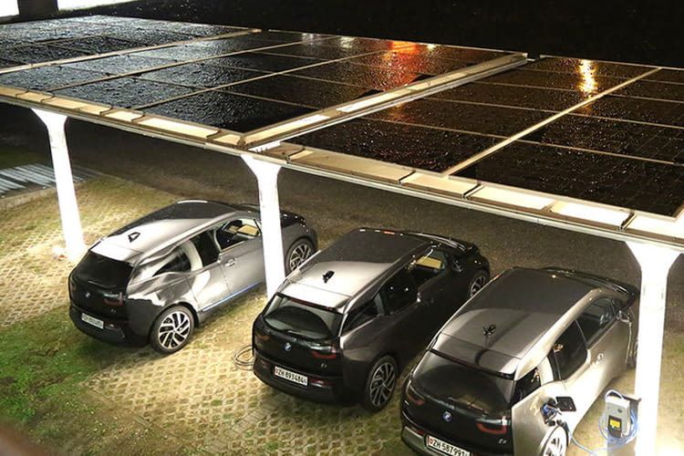 Die Solar Carports erfüllen alle modernen Ansprüche an einen guten Parkplatz Die Solar Carports erfüllen alle modernen Ansprüche an einen guten Parkplatz