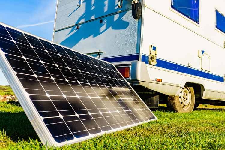 Mit einem Solarmodul kann Jeder zu mehr Umweltschutz beitragen Mit einem Solarmodul kann Jeder zu mehr Umweltschutz beitragen