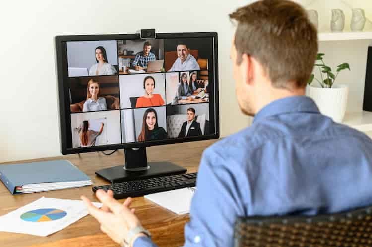 monitor-mit-webcam monitor-mit-webcam