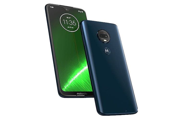 Das Motorola moto g7 plus mit Tropfen-Notch und lichtstarker Dual-Kamera (Blende: f/1.7) Das Motorola moto g7 plus mit Tropfen-Notch und lichtstarker Dual-Kamera (Blende: f/1.7)