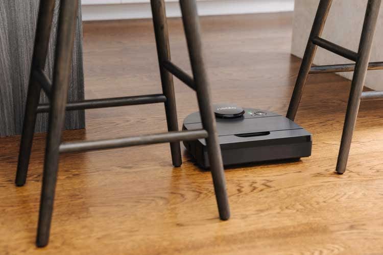 Hindernisse erkennt Neato D10 ohne Probleme Hindernisse erkennt Neato D10 ohne Probleme