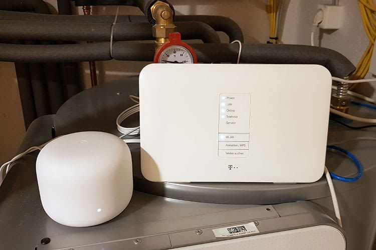 Im Test haben wir den Google Nest Wifi Router mit einem Telekom Speedport verbunden Im Test haben wir den Google Nest Wifi Router mit einem Telekom Speedport verbunden