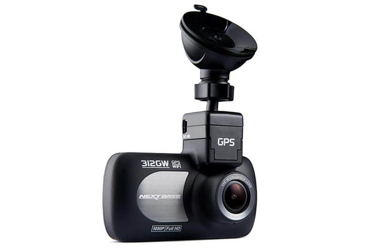 Nutzer können das Modell 312GW des Herstellers Nextbase mit dem Smartphone verbinden und bedienen Nutzer können das Modell 312GW des Herstellers Nextbase mit dem Smartphone verbinden und bedienen