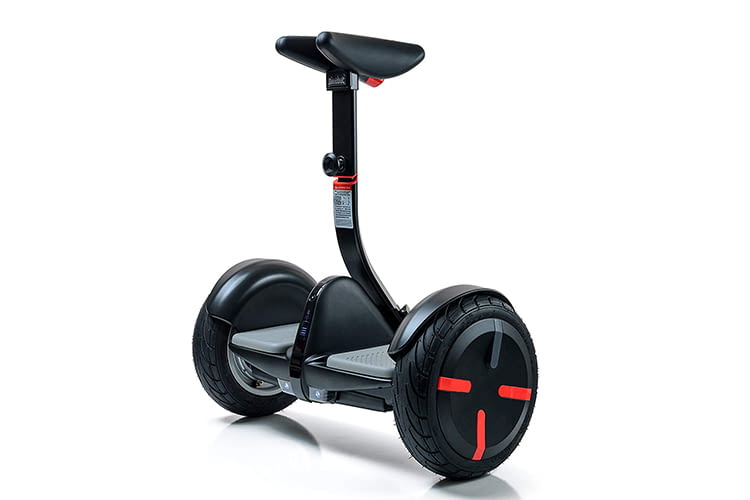Das Balance Board ist bis zu 18 km/h schnell - das erhöht die Mobilität und den Spaßfaktor Das Balance Board ist bis zu 18 km/h schnell - das erhöht die Mobilität und den Spaßfaktor