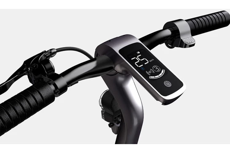 Der LED-Screen am Lenker ermöglicht das An- und Ausschalten der Lichter Der LED-Screen am Lenker ermöglicht das An- und Ausschalten der Lichter