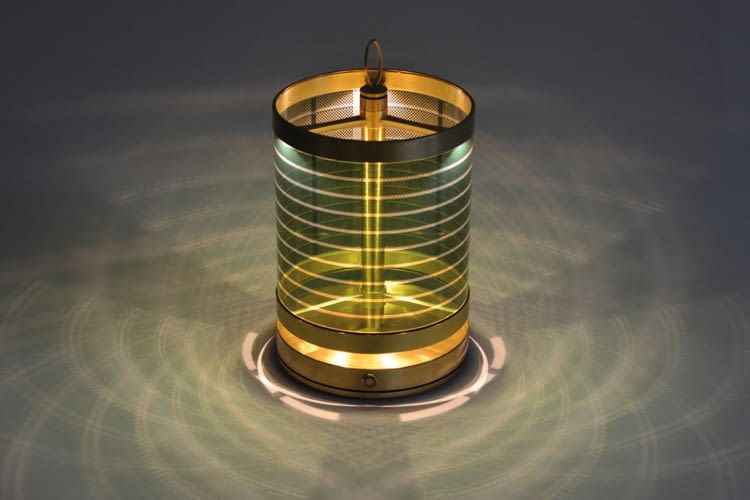 Die kleine Solarlampe sorgt auch für ein sehr schönes Licht- und Schattenspiel Die kleine Solarlampe sorgt auch für ein sehr schönes Licht- und Schattenspiel