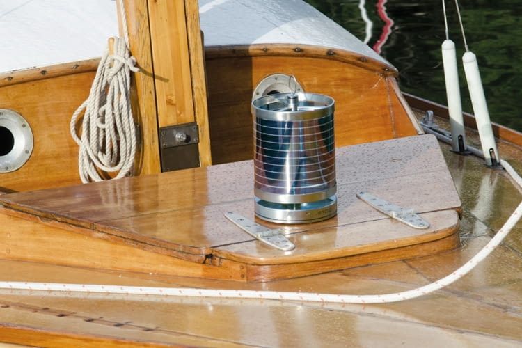 Wetterfestigkeit und die Unabhängigkeit von einer Steckdose machen STOOL zum idealen Outdoor Begleiter Wetterfestigkeit und die Unabhängigkeit von einer Steckdose machen STOOL zum idealen Outdoor Begleiter