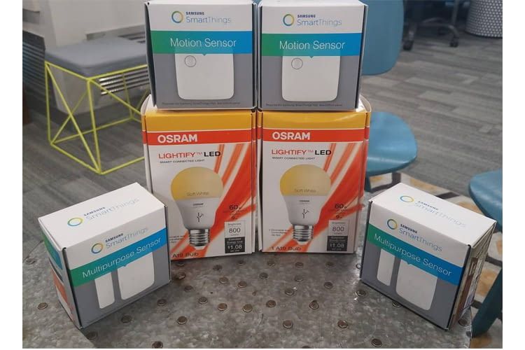 Samsung SmartThings kompatible Leuchten können mit Bewegungsmeldern gekoppelt werden Samsung SmartThings kompatible Leuchten können mit Bewegungsmeldern gekoppelt werden