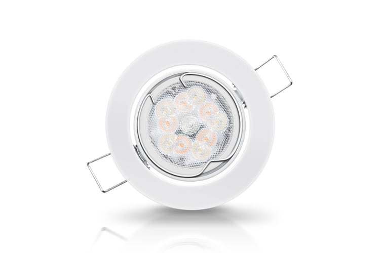 Die LED-Einbauleuchte ist ein guter 50 Watt-Halogen-Downlight-Ersatz Die LED-Einbauleuchte ist ein guter 50 Watt-Halogen-Downlight-Ersatz