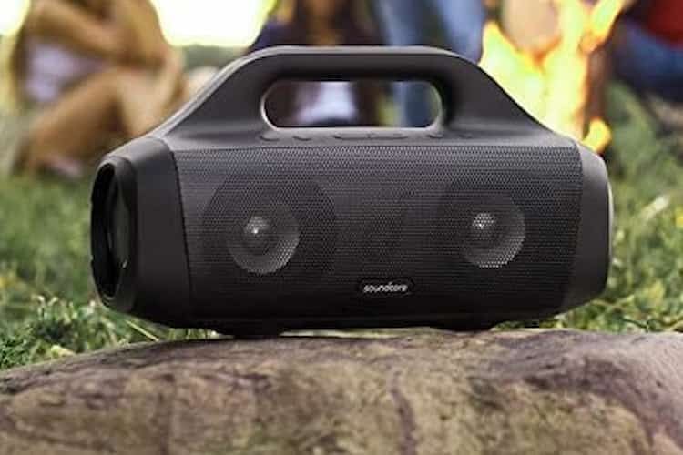 Der Anker SoundCore Motion Boom eignet sich auch für die Nutzung im Freien. Der Anker SoundCore Motion Boom eignet sich auch für die Nutzung im Freien.