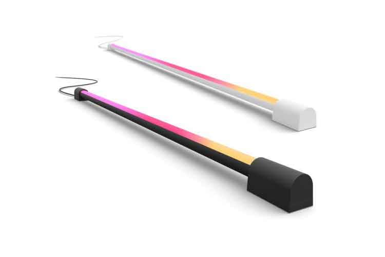 Die Philips Hue Play Gradient Light Tube kann dank Gradient-Technologie mehrere Farben gleichzeitig darstellen Die Philips Hue Play Gradient Light Tube kann dank Gradient-Technologie mehrere Farben gleichzeitig darstellen