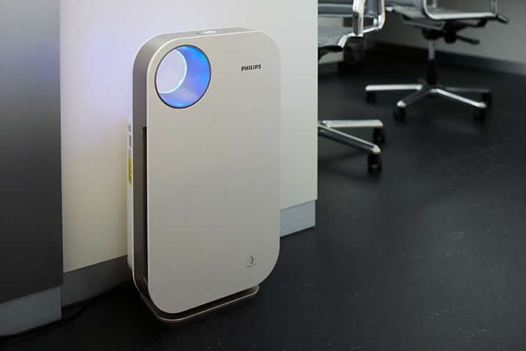 Hilft Allergikern im Büro und zuhause, leichter zu atmen: Luftreiniger AC4072/11 Hilft Allergikern im Büro und zuhause, leichter zu atmen: Luftreiniger AC4072/11