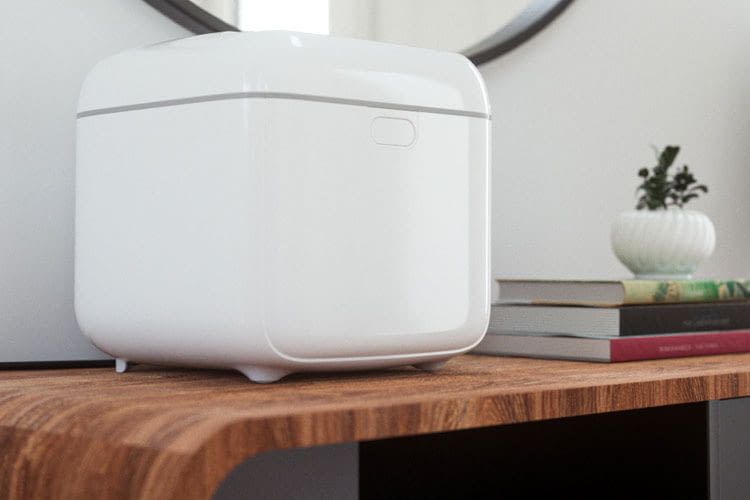 Die Sicherheits-Sensoren der Philips UV-C-Desinfektionsbox sorgen dafür, dass sich das Gerät abschaltet, sobald es geöffnet wird Die Sicherheits-Sensoren der Philips UV-C-Desinfektionsbox sorgen dafür, dass sich das Gerät abschaltet, sobald es geöffnet wird