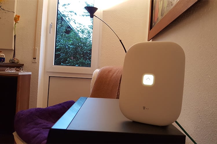 Die QIVICON Home Base 2.0 im Praxistest Die QIVICON Home Base 2.0 im Praxistest