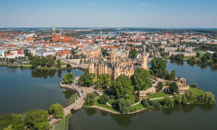 Schwerin | Wallbox Installationsservice Fachpartner finden