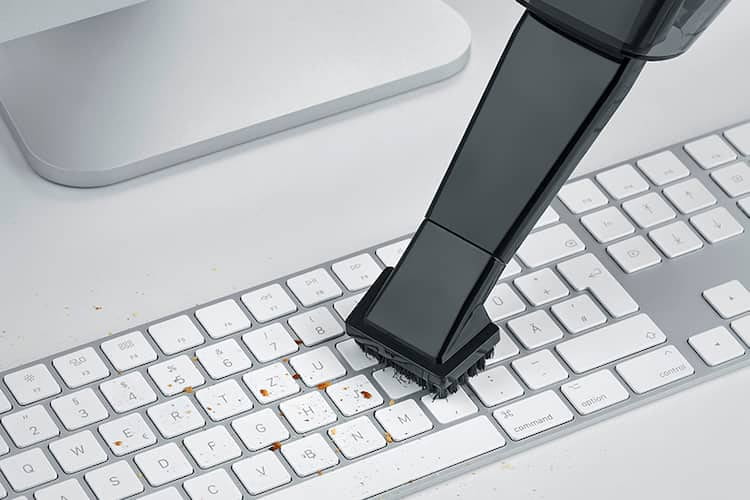 Auch für empfindlichere Untergründe eignet sich der Severin 4-in-1 Handstaubsauger. Auch für empfindlichere Untergründe eignet sich der Severin 4-in-1 Handstaubsauger.