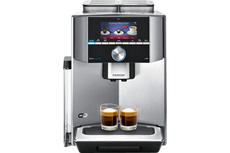 Die intelligente Siemens Kaffeemaschine EQ.9 lässt sich mit der Home Connect-App steuern Die intelligente Siemens Kaffeemaschine EQ.9 lässt sich mit der Home Connect-App steuern