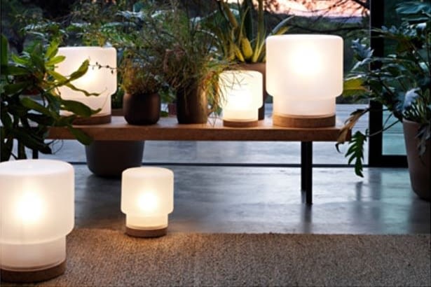 SINNERLIG IKEA-Tischleuchte für Philips Hue E14 LED-Birne SINNERLIG IKEA-Tischleuchte für Philips Hue E14 LED-Birne