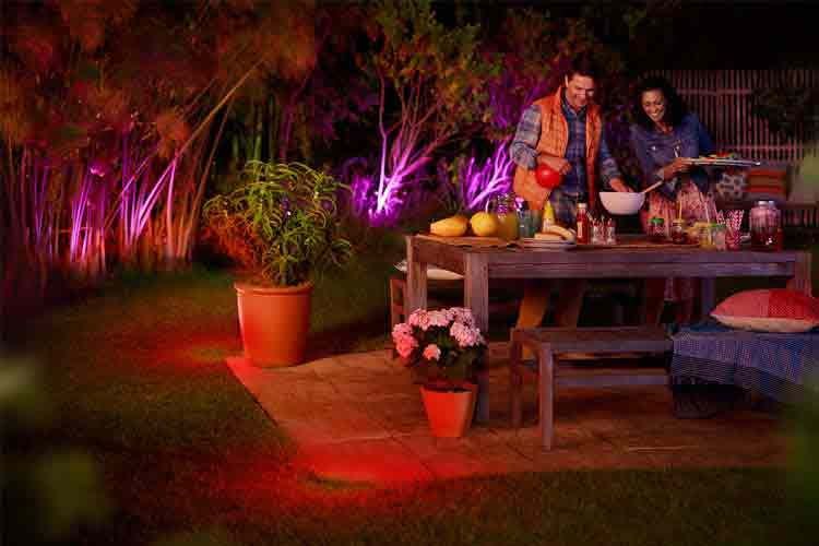 Wetterfeste Lampen sorgen für schönes Ambiente und erhöhen die Sicherheit Wetterfeste Lampen sorgen für schönes Ambiente und erhöhen die Sicherheit