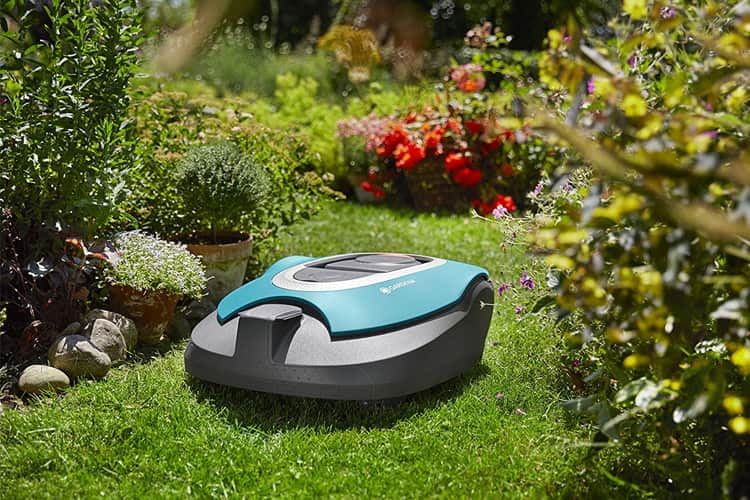 In Kundenbewertungen schneidet der Mähroboter gut ab In Kundenbewertungen schneidet der Mähroboter gut ab