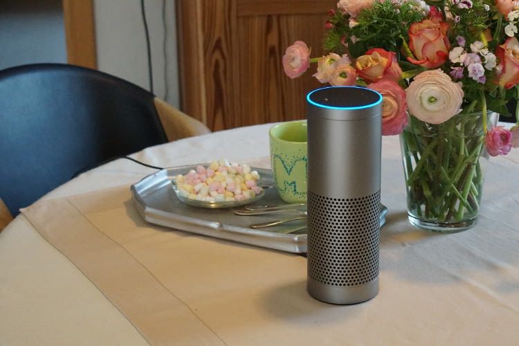 Mit Echo Plus und Alexa lassen sich SmartThings-Komponenten auf Zuruf aktivieren Mit Echo Plus und Alexa lassen sich SmartThings-Komponenten auf Zuruf aktivieren