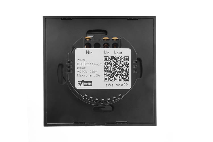 Die Rückseite des Sonoff T1 EU WLAN-Lichtschalters mit den Elektronik-Anschlüssen Die Rückseite des Sonoff T1 EU WLAN-Lichtschalters mit den Elektronik-Anschlüssen