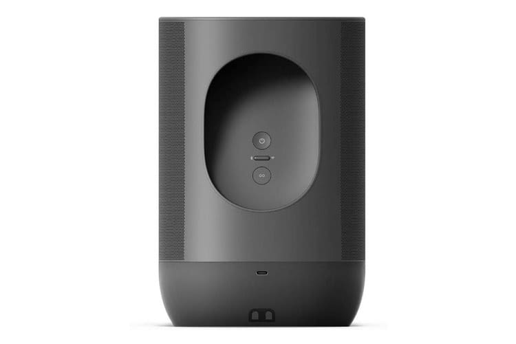 Sonos Move hat statt einer Halteschlaufe oder einem Henkel eine integrierte Griffmulde Sonos Move hat statt einer Halteschlaufe oder einem Henkel eine integrierte Griffmulde