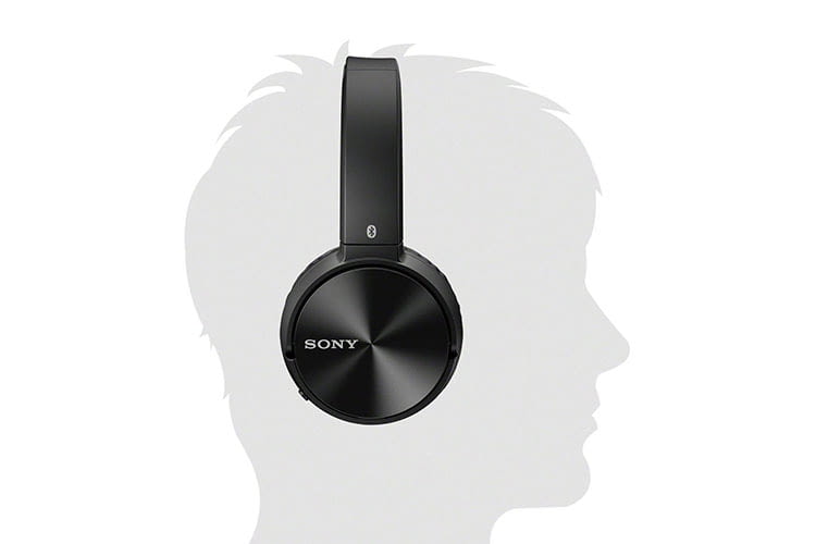 Der Sony MDR-ZX330BT Bluetooth-Kopfhörer passt bevorzugt auf kleinere Köpfe Der Sony MDR-ZX330BT Bluetooth-Kopfhörer passt bevorzugt auf kleinere Köpfe