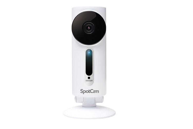 Die Spotcam Sense hat einen ultraweiten Sichtwinkel Die Spotcam Sense hat einen ultraweiten Sichtwinkel