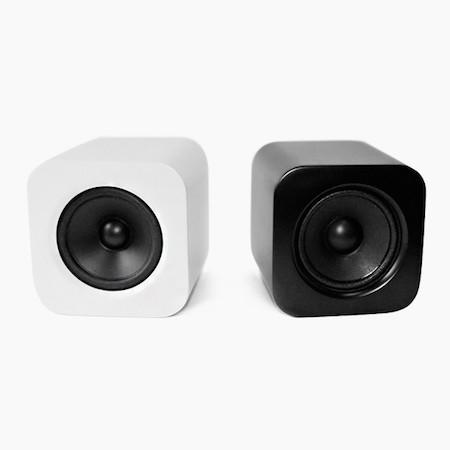 Der Sugr Cube in Black und White Der Sugr Cube in Black und White